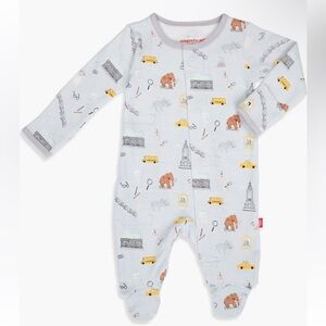 day at the museum organic cotton magnetic parent favorite footie